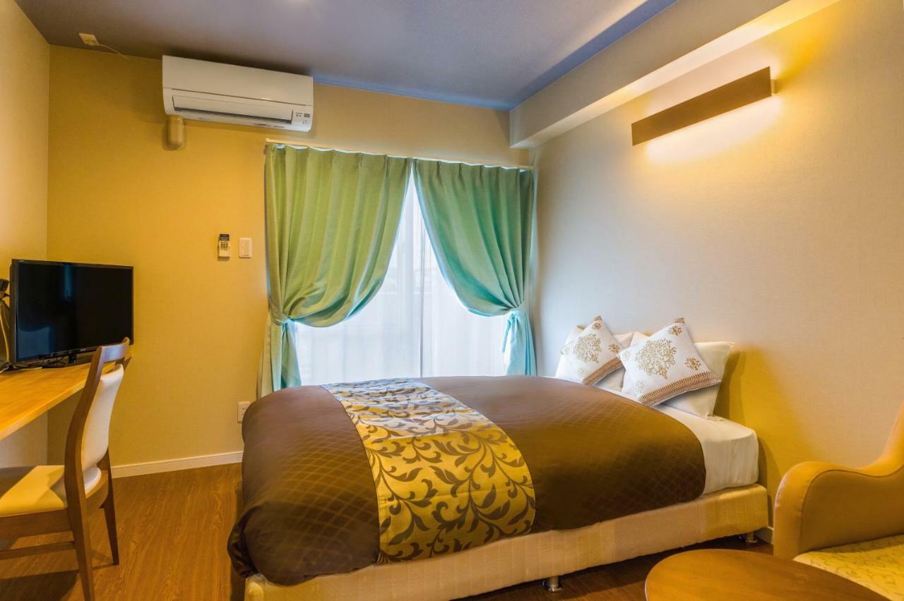 Aparthotel Mr. Kinjo In Shiozaki Itoman Esterno foto